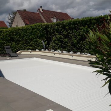 plage de piscine grès cérame effet béton Acti Sud Paysage paysagiste Dijon