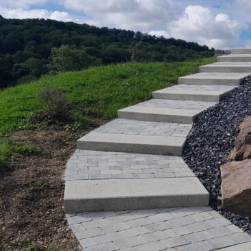 gradine escalier blocs marche emmarchement Birkenmeïer Tocano Acti Sud Paysage paysagiste Dijon