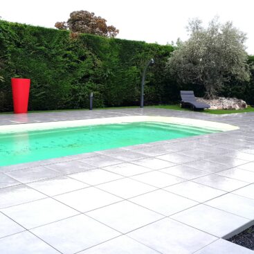 plage piscine pose sur plots grès cérame Mirage Glocal olivier Acti Sud Paysage paysagiste Dijon